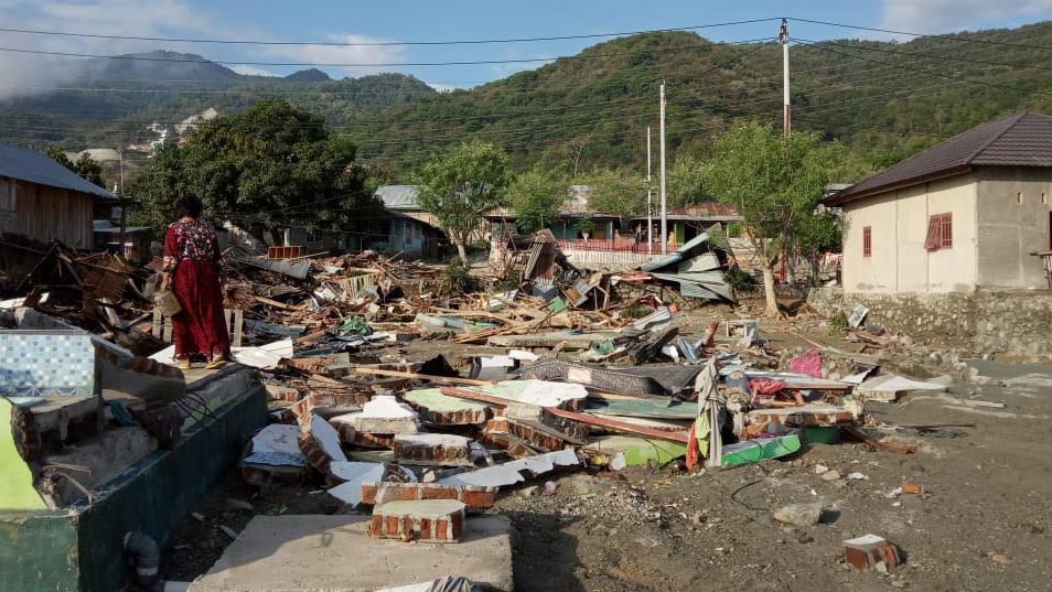 Destruction in Palu after earthquake and tsunami