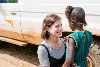 IMAGE: Elizabeth McGovern meets Jestina